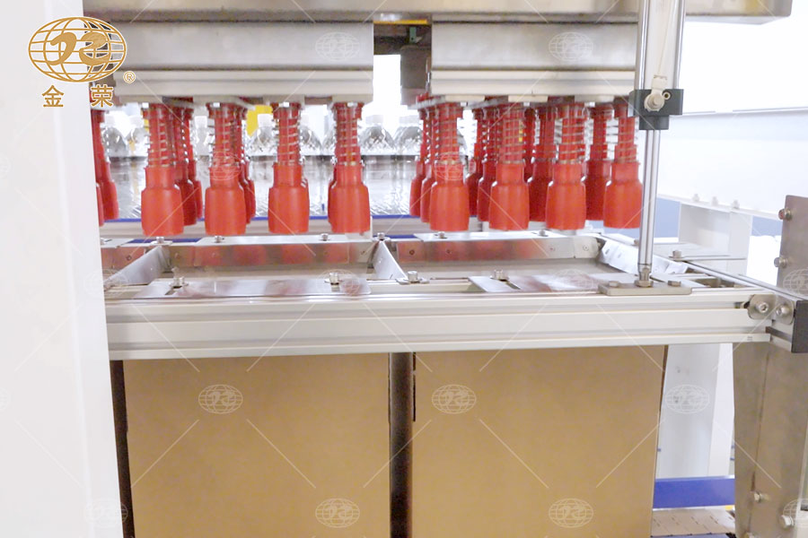 開裝封一體機(jī)-2